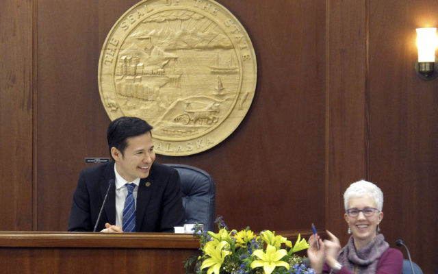 Unorganized Alaska House throws hitch in State of State plan