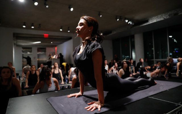 ‘Rage Yoga’ Class Lets You Swear and Drink Beer to Get in the Yoga Flow