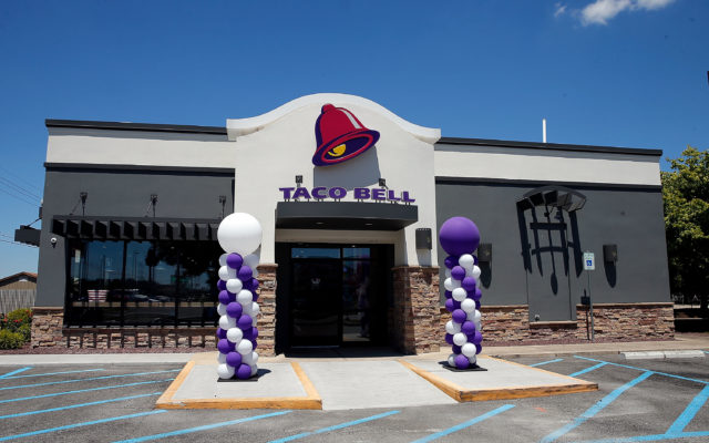 Taco Bell to Offer $100,000 Salary Jobs and Paid Sick Leave to Employees
